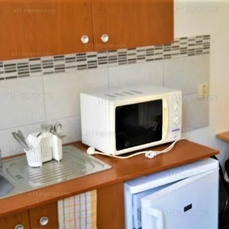 Kucko Apartmanhaz 아파트 발라톤알마디
